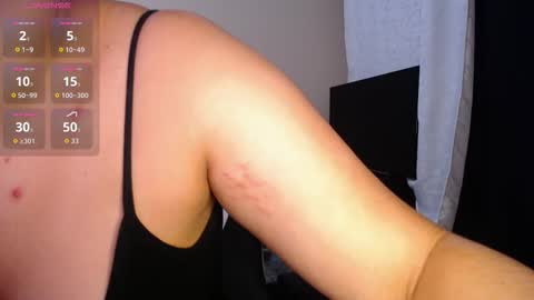 Snapshot of caliope_goddess1 chatting on September 26, 10:08 am caliope_goddess1 online show from September 26, 10:08 am