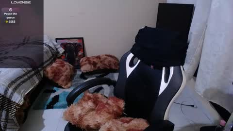 Snapshot of caliope_goddess1 chatting on September 28, 11:10 pm caliope_goddess1 online show from September 28, 11:10 pm