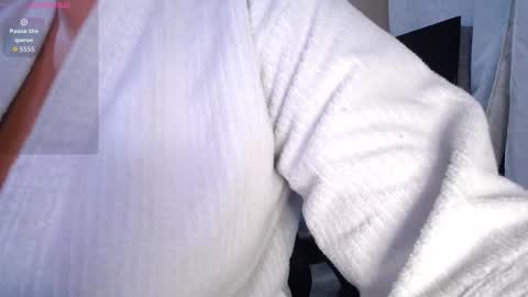 Snapshot of caliope_goddess1 chatting on October 2, 10:11 am caliope_goddess1 online show from October 2, 10:11 am