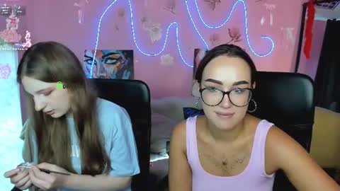 Snapshot of calista_bliss chatting on June 12, 6:23 am Calista online show from June 12, 6:23 am