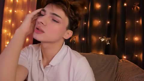 Call me Leo online show from January 15, 3:07 pm
