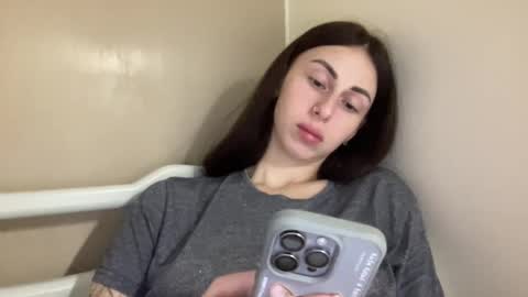 Anna online show from February 16, 9:27 pm