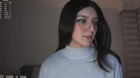 Snapshot of call_me_rosie chatting on March 24, 3:55 am online show from March 24, 3:55 am