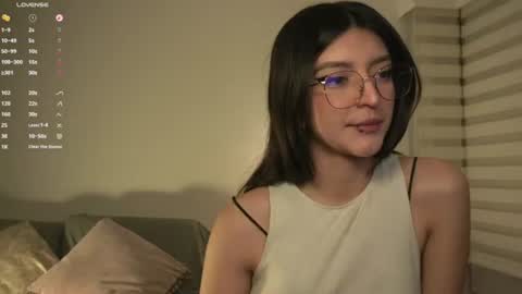 Snapshot of call_me_rosie chatting on July 17, 12:50 am online show from July 17, 12:50 am