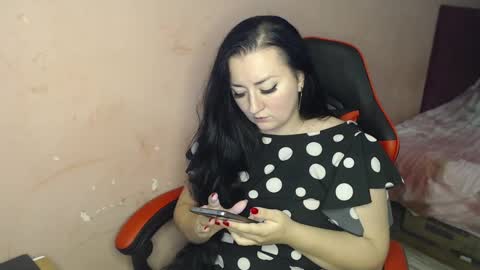 Shaya online show from December 3, 5:12 pm