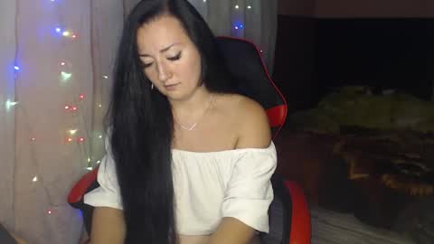 Shaya online show from October 14, 3:46 pm