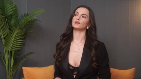 Snapshot of calliadesigner chatting on March 25, 8:48 pm Missy online show from March 25, 8:48 pm