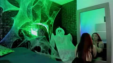 calliope_dark online show from October 24, 1:18 pm