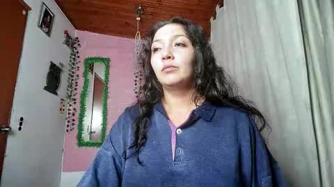 Snapshot of callme_lolas chatting on February 15, 7:38 am paula online show from February 15, 7:38 am