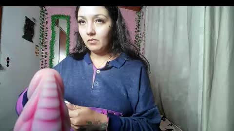 Snapshot of callme_lolas chatting on February 23, 8:33 am paula online show from February 23, 8:33 am