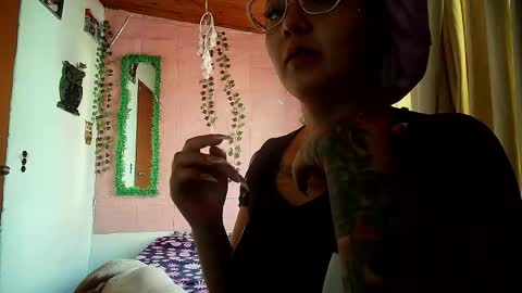 Snapshot of callme_lolas chatting on March 14, 9:42 pm paula online show from March 14, 9:42 pm