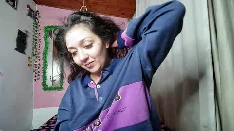 Snapshot of callme_lolas chatting on March 21, 7:02 am paula online show from March 21, 7:02 am