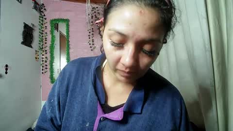 Snapshot of callme_lolas chatting on May 16, 12:18 am paula online show from May 16, 12:18 am