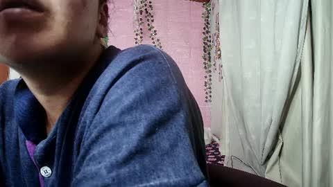 Snapshot of callme_lolas chatting on June 12, 2:54 am paula online show from June 12, 2:54 am