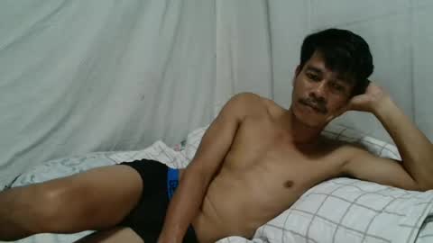 Snapshot of callme_pogs chatting on June 14, 5:53 am callme_pogs online show from June 14, 5:53 am