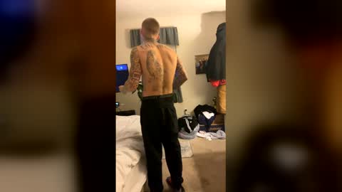 callmedaddy5131 online show from December 20, 5:03 am