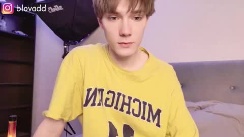 Nick online show from February 9, 4:00 pm