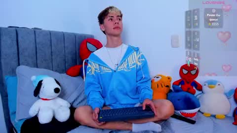 Snapshot of callum__777 chatting on March 12, 4:13 pm callum online show from March 12, 4:13 pm