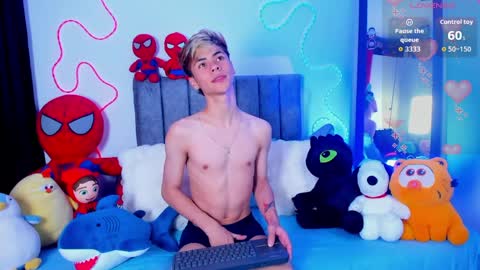 Snapshot of callum__777 chatting on April 7, 7:31 am callum online show from April 7, 7:31 am