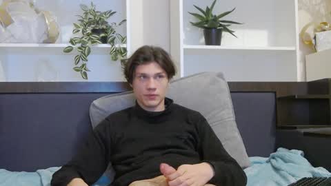 Snapshot of calvin_cay chatting on January 11, 7:49 pm Calvin online show from January 11, 7:49 pm