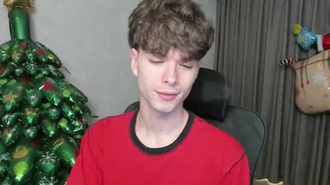 Hey I am Calvin  online show from January 6, 5:38 pm