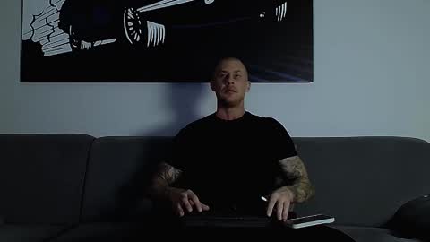 Calvin  online show from October 19, 8:42 pm