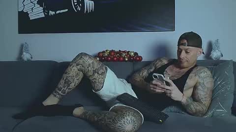 Calvin  online show from December 23, 12:52 am