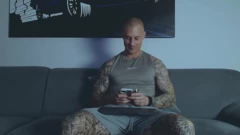 Calvin  online show from January 14, 8:36 pm