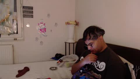 Snapshot of calvinjohnlad chatting on November 14, 9:13 pm Calvinjohnlad online show from November 14, 9:13 pm