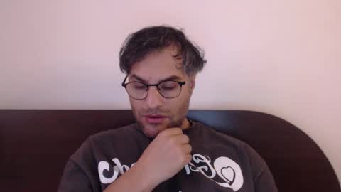 Snapshot of calvinjohnlad chatting on November 19, 8:47 am Calvinjohnlad online show from November 19, 8:47 am