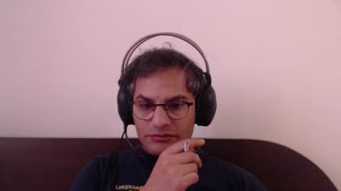 Snapshot of calvinjohnlad chatting on November 21, 7:07 am Calvinjohnlad online show from November 21, 7:07 am