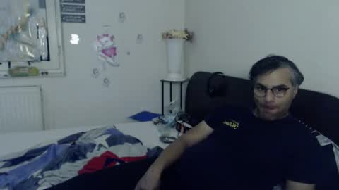 Snapshot of calvinjohnlad chatting on November 22, 6:07 pm Calvinjohnlad online show from November 22, 6:07 pm