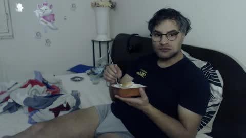 Snapshot of calvinjohnlad chatting on November 23, 5:13 pm Calvinjohnlad online show from November 23, 5:13 pm