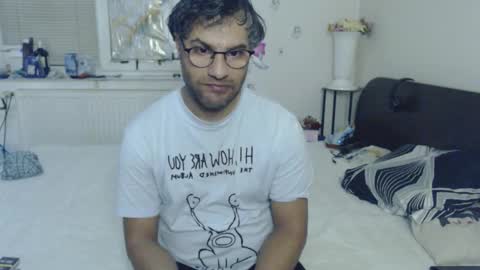 Snapshot of calvinjohnlad chatting on December 4, 7:11 pm Calvinjohnlad online show from December 4, 7:11 pm