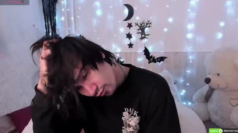 Calvin Owens online show from November 1, 3:19 am