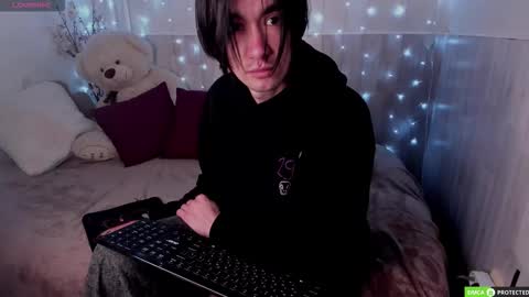 Calvin Owens online show from November 24, 3:17 am