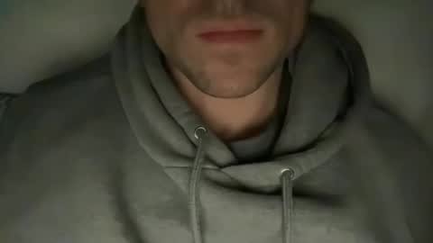 calvinzz online show from November 18, 4:00 pm