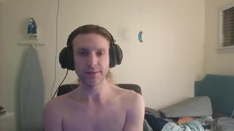 Snapshot of calypsocabal chatting on February 20, 3:36 am Calypso online show from February 20, 3:36 am