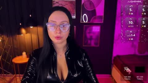 Christy online show from December 3, 8:06 pm