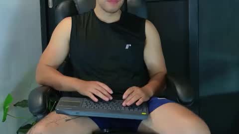 Snapshot of camara110 chatting on September 10, 3:06 am camara110 online show from September 10, 3:06 am