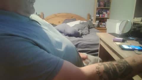 cambsuk online show from March 21, 3:26 pm