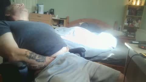 cambsuk online show from March 25, 1:06 pm