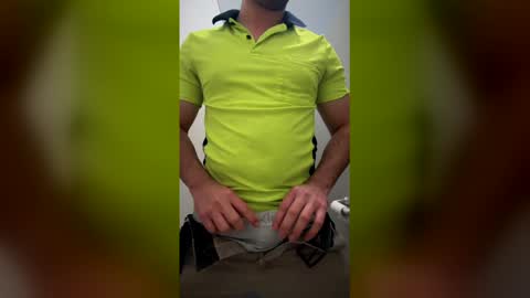 Snapshot of cambu123 chatting on April 16, 4:13 am cambu123 online show from April 16, 4:13 am