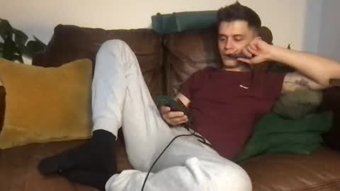 CamDoAttitude online show from April 27, 9:13 pm