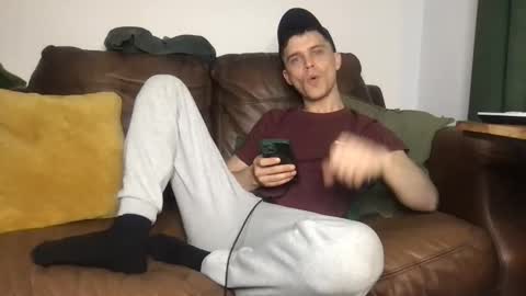 CamDoAttitude online show from April 28, 8:47 pm