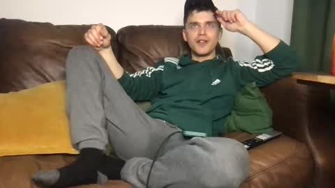 CamDoAttitude online show from May 6, 9:31 pm