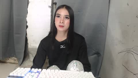camela_star online show from December 24, 12:44 am