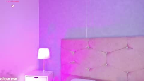 Snapshot of cameliaa_smiith chatting on June 13, 4:21 am Camelia Smith online show from June 13, 4:21 am