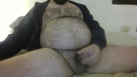 Snapshot of camera008 chatting on May 16, 9:35 pm camera008 online show from May 16, 9:35 pm