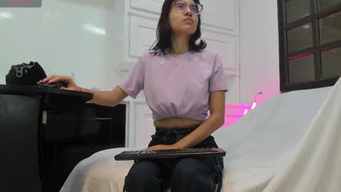 Snapshot of cameron_cutee chatting on October 5, 11:30 am  Cameron Cutee  online show from October 5, 11:30 am